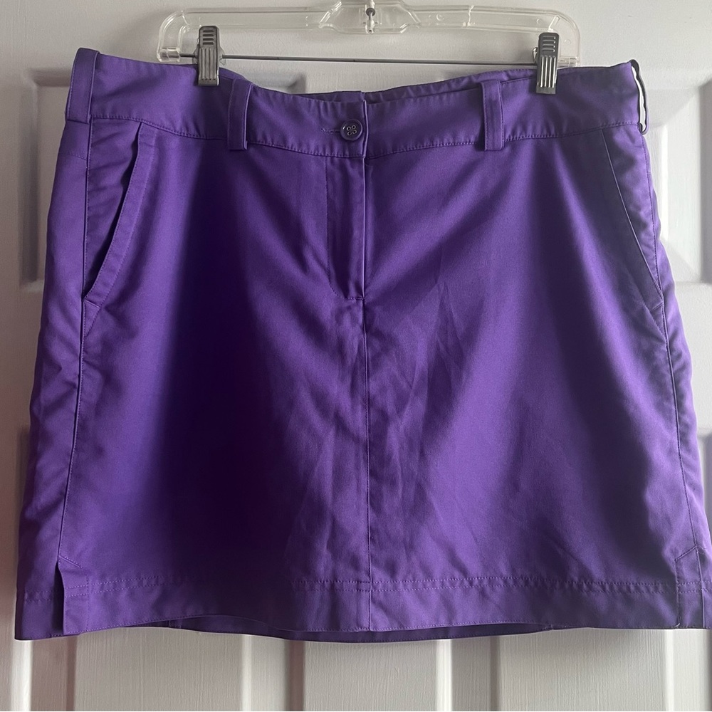 Nike Golf Women Purple Dri-Fit Tour Performance. Size: 14
